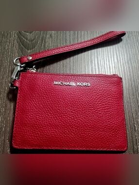 Authentic Michael Kors Wristlet Credit Card/ID Wallet Cherry Red